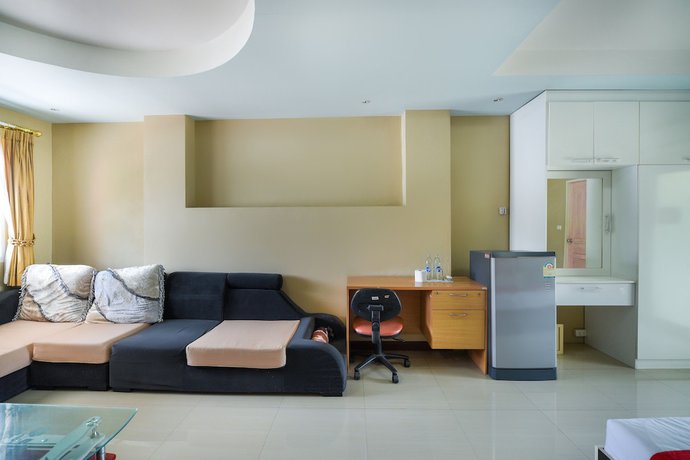 Imagen de la habitación del Hotel OYO 762 Chompoo. Foto 7