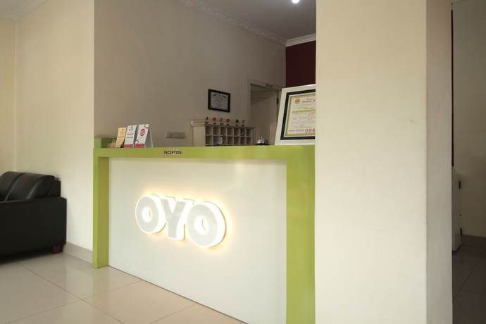 Imagen de los interiores del Hotel OYO 765 Wisma Andalas Asri Syariah. Foto 15
