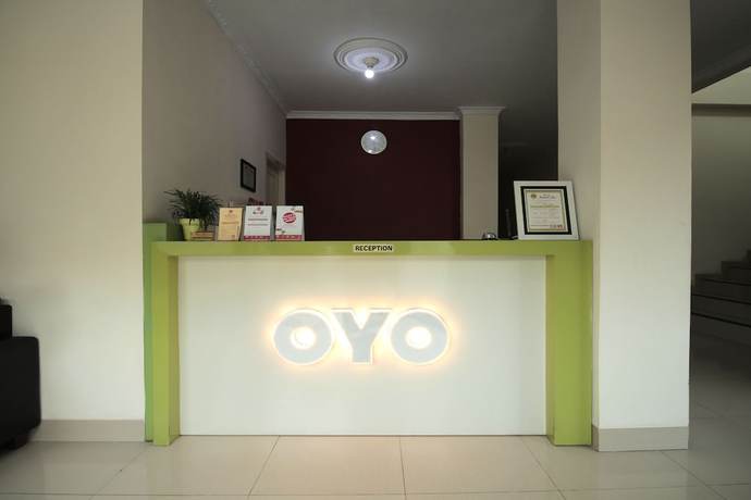 Imagen de los interiores del Hotel OYO 765 Wisma Andalas Asri Syariah. Foto 17