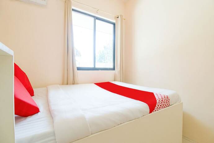 Imagen general del Hotel OYO 770 J5 Guest House and Restobar. Foto 6