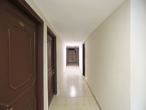 Imagen de los interiores del Hotel OYO 7859 Gurukripa. Foto 18