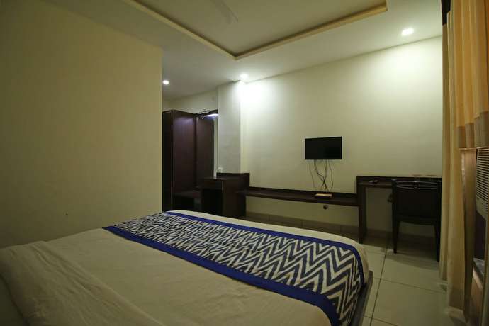 Imagen de la habitación del Hotel OYO 8095 Taj Castle. Foto 9