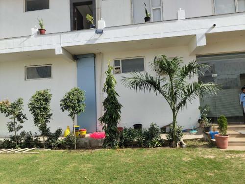 Imagen general del Hotel OYO 81120 RU And Banquet Hall. Foto 12