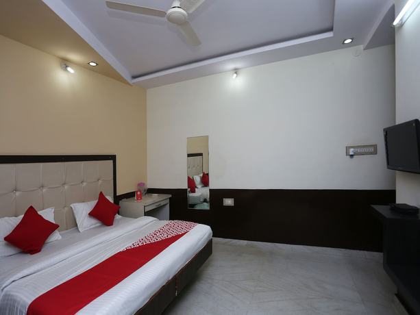 Imagen de la habitación del Hotel OYO 8391 Sanjog Resort. Foto 6
