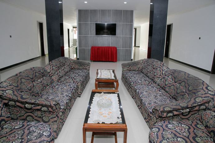 Imagen de los interiores del Hotel OYO 840 Dely. Foto 15