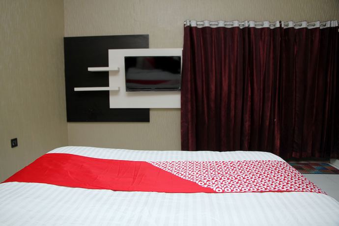 Imagen de la habitación del Hotel OYO 840 Dely. Foto 13