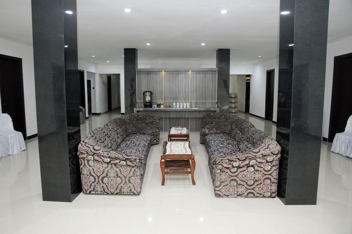 Imagen de los interiores del Hotel OYO 840 Dely. Foto 20