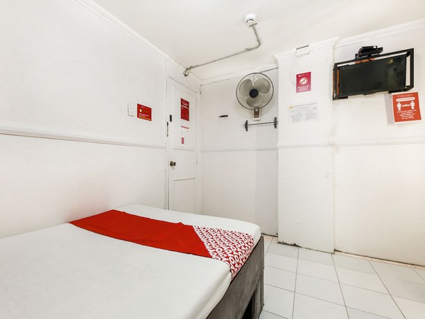 Imagen de la habitación del Hotel OYO 842 City Smiles Apartelle. Foto 5