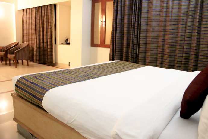 Imagen de la habitación del Hotel OYO 8450 Grand Starline. Foto 6