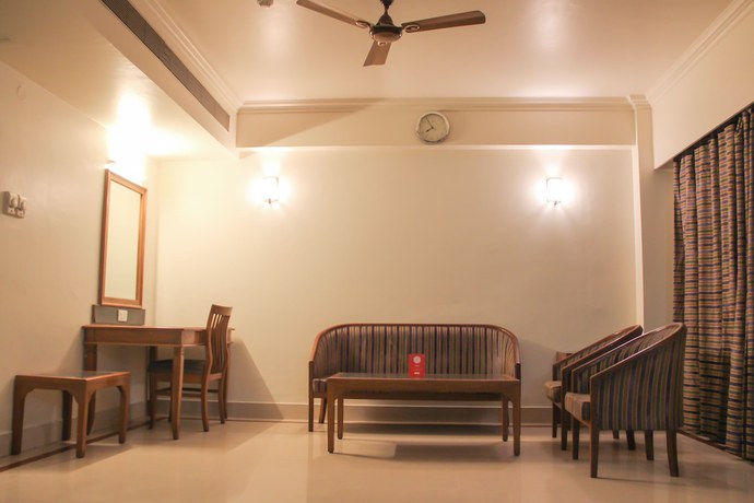 Imagen de la habitación del Hotel OYO 8450 Grand Starline. Foto 10