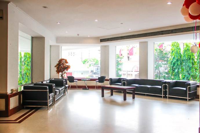 Imagen de los interiores del Hotel OYO 8450 Grand Starline. Foto 19