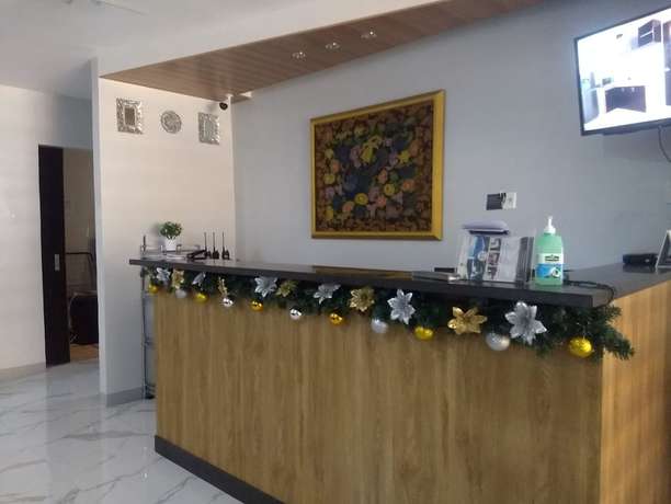 Imagen de los interiores del Hotel OYO 848 Dona Aurora Condotel. Foto 17