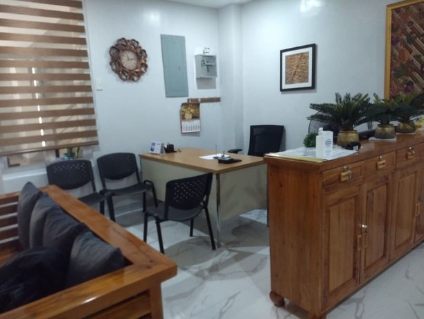 Imagen de los interiores del Hotel OYO 848 Dona Aurora Condotel. Foto 18