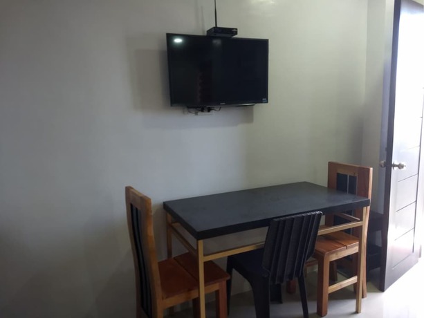 Imagen de la habitación del Hotel OYO 848 Dona Aurora Condotel. Foto 16