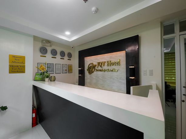 Imagen de los interiores del Hotel OYO 862 Jqv. Foto 13