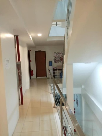 Imagen de los interiores del Hotel OYO 869 Jnv Dream. Foto 14