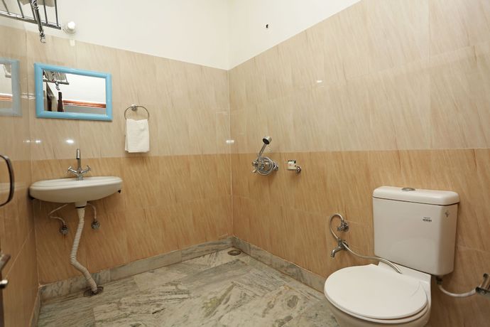 Imagen de la habitación del Hotel OYO 8714 Amar. Foto 11