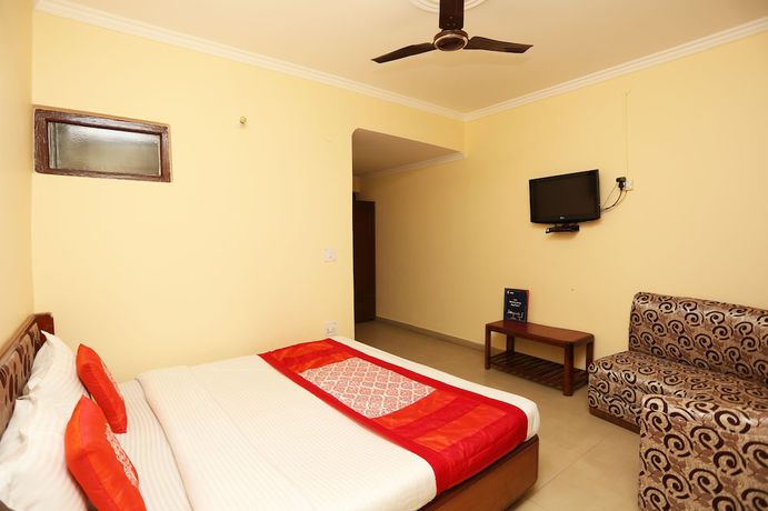 Imagen de la habitación del Hotel OYO 8714 Amar. Foto 15