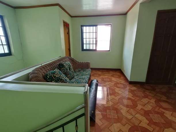 Imagen de los interiores del Hotel OYO 879 Lauriens Budget 2. Foto 18