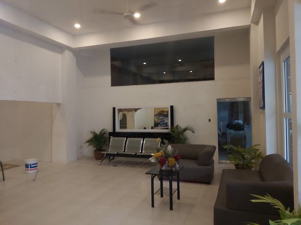 Imagen de los interiores del Hotel OYO 881 Nest Suites. Foto 18
