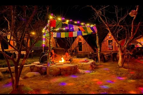 Imagen general del Hotel OYO 88688 Sky Garden Manali Cafe & Camp. Foto 15