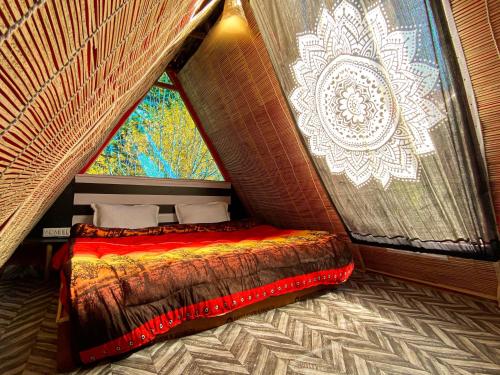 Imagen general del Hotel OYO 88688 Sky Garden Manali Cafe & Camp. Foto 17