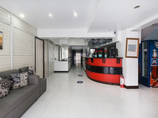 Imagen de los interiores del Hotel OYO 894 Cosmo P Campa Manila. Foto 17