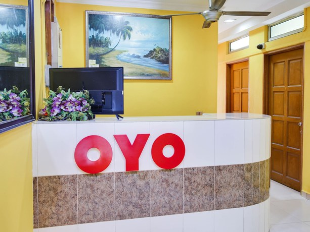 Imagen de los interiores del Hotel OYO 89406 Lucky Budget. Foto 16