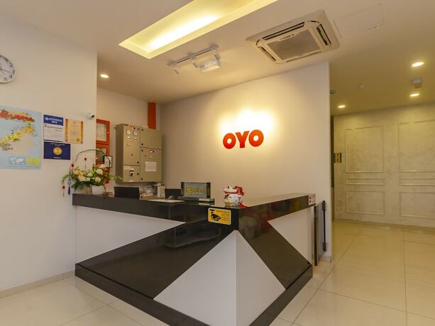 Imagen de los interiores del Hotel OYO 89423 Zenz Hotel. Foto 33