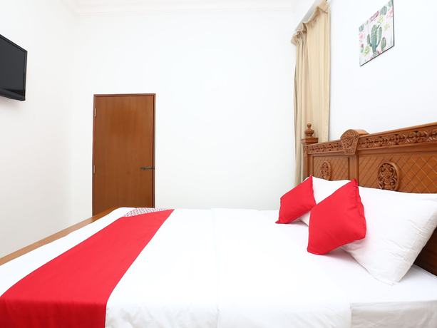 Imagen de la habitación del Hotel OYO 89435 Nusantara Group. Foto 5