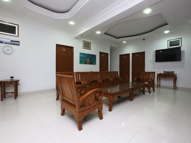 Imagen de los interiores del Hotel OYO 89435 Nusantara Group. Foto 20