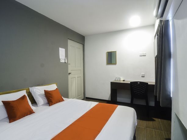 Imagen de la habitación del Hotel OYO 89465 Golden Lounge. Foto 5