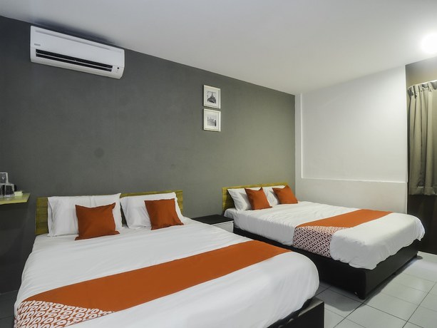 Imagen general del Hotel OYO 89465 Golden Lounge. Foto 1