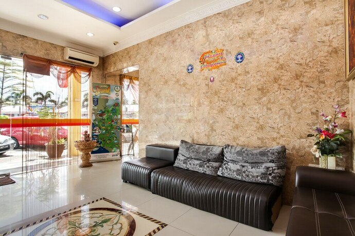 Imagen de los interiores del Hotel OYO 89470 My Town Hotel. Foto 19