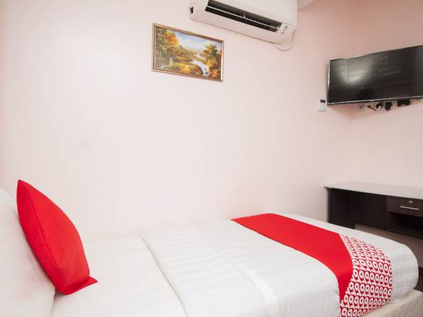 Imagen de la habitación del Hotel OYO 896 Bintang Fajar. Foto 4