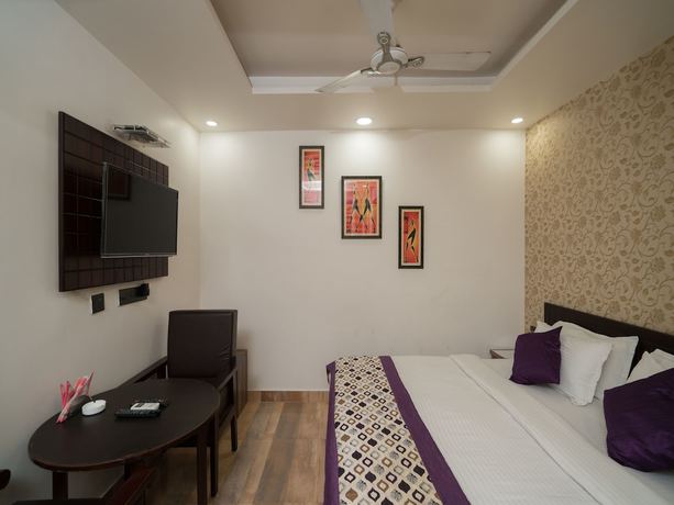 Imagen de la habitación del Hotel OYO 8961 RR Palace. Foto 4