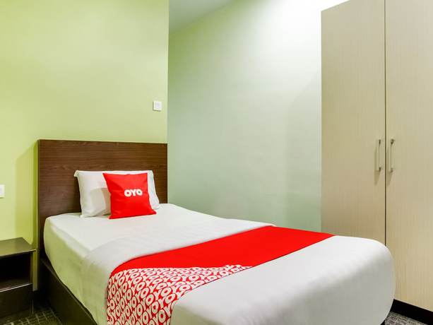 Imagen de la habitación del Hotel OYO 89652 P Line Hotel. Foto 5