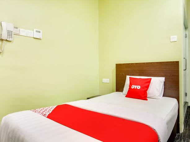Imagen de la habitación del Hotel OYO 89652 P Line Hotel. Foto 10