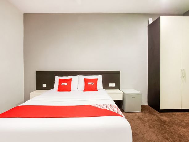 Imagen de la habitación del Hotel OYO 89652 P Line Hotel. Foto 15