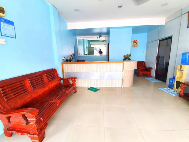 Imagen de los interiores del Hotel OYO 89737 Tishoa. Foto 18