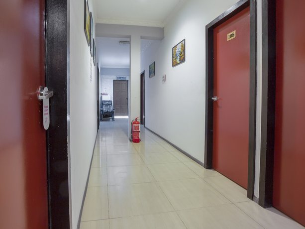 Imagen de los interiores del Hotel OYO 89782 Ranau City Inn. Foto 18