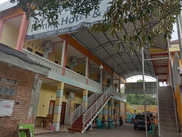Imagen general del Hotel OYO 898 Joglo Family and Homestay. Foto 3