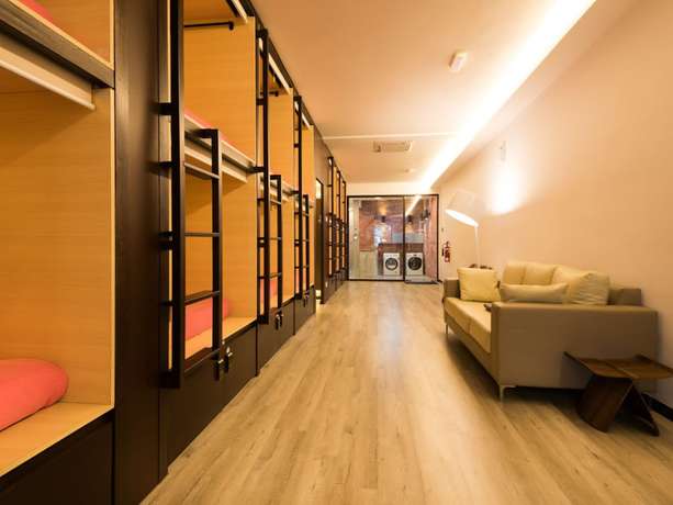 Imagen de la habitación del Hotel OYO 89809 Sogor Girls Dormitory. Foto 3