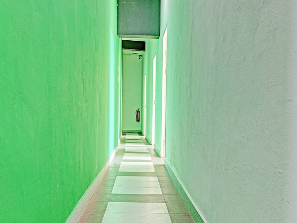 Imagen de los interiores del Hotel OYO 89840 69 Room 4 Stay. Foto 17
