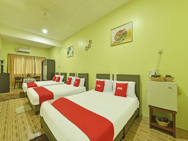 Imagen de la habitación del Hotel OYO 89845 Sri Bintang. Foto 2