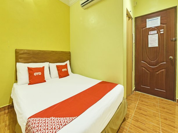 Imagen de la habitación del Hotel OYO 89845 Sri Bintang. Foto 5