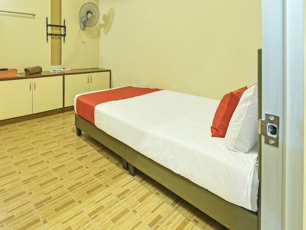 Imagen de la habitación del Hotel OYO 89845 Sri Bintang. Foto 6