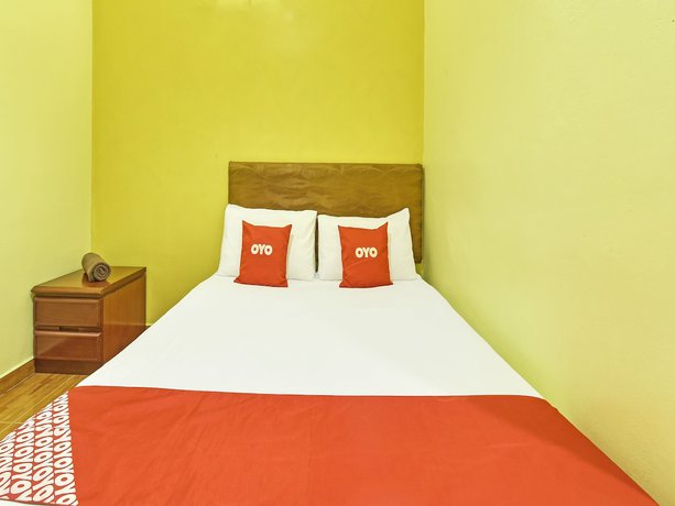 Imagen de la habitación del Hotel OYO 89845 Sri Bintang. Foto 8