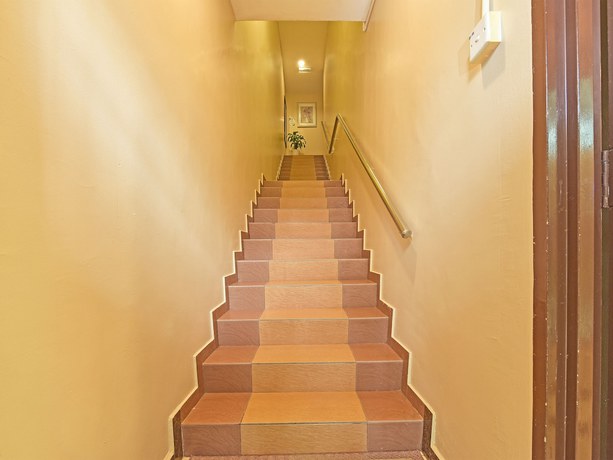 Imagen de los interiores del Hotel OYO 89845 Sri Bintang. Foto 18