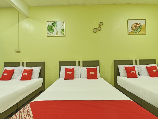 Imagen de la habitación del Hotel OYO 89845 Sri Bintang. Foto 10